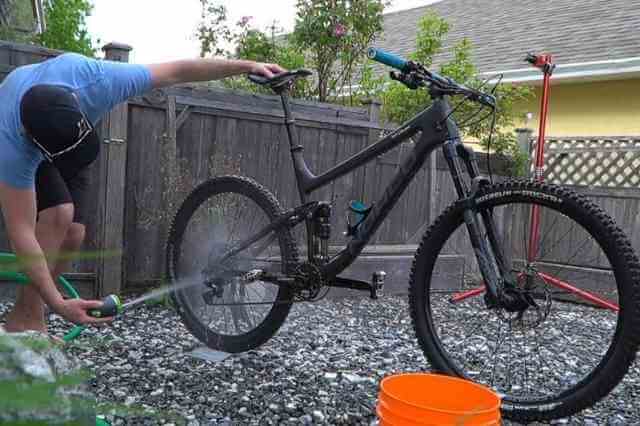 clean a mountain bike in 15 minutes